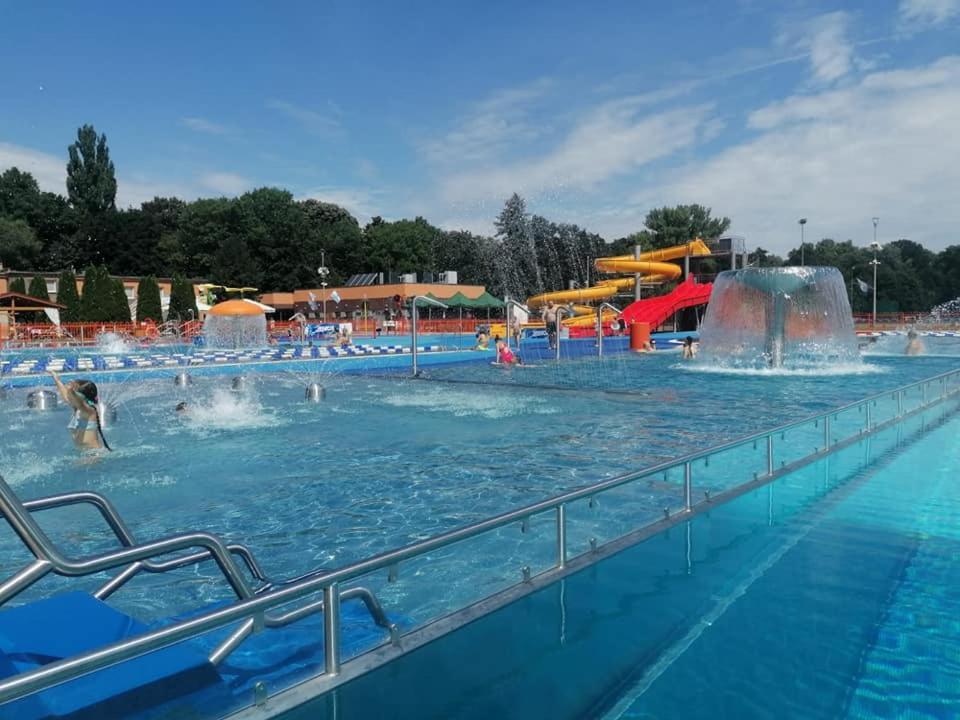 Motel Sportowy Osir ヤボル エクステリア 写真